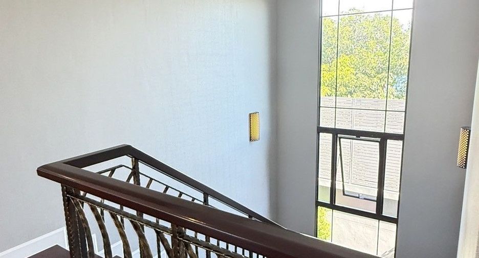 Продажа и аренда 4 спальни дом в Рат Бурана, Бангкок