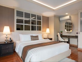 For rent 2 bedrooms apartment in Watthana, Bangkok