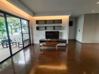 Apartment zur Miete mit 3 Zimmer in Watthana, Bangkok