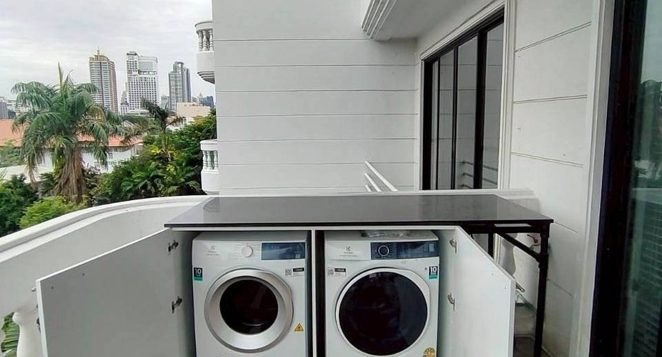 Apartment zur Miete mit 3 Zimmer in Watthana, Bangkok