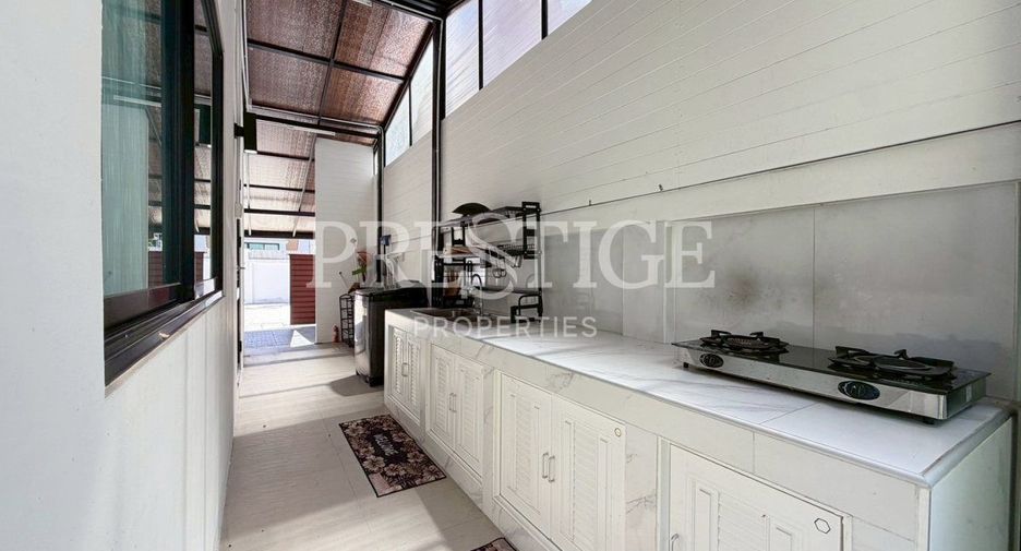 Casa en venta de 2 habitaciones en Huay Yai, Pattaya