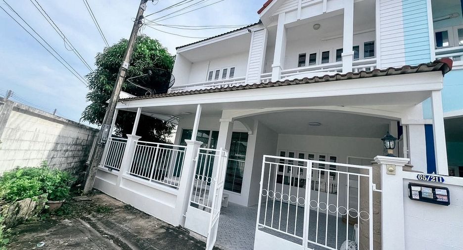 For rent 3 bedrooms townhouse in Mueang Phuket, Phuket