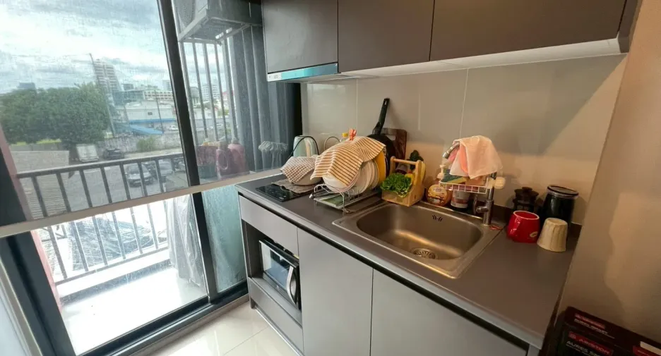 Wohnung zum Kauf mit 1 Zimmer in Bang Kapi, Bangkok