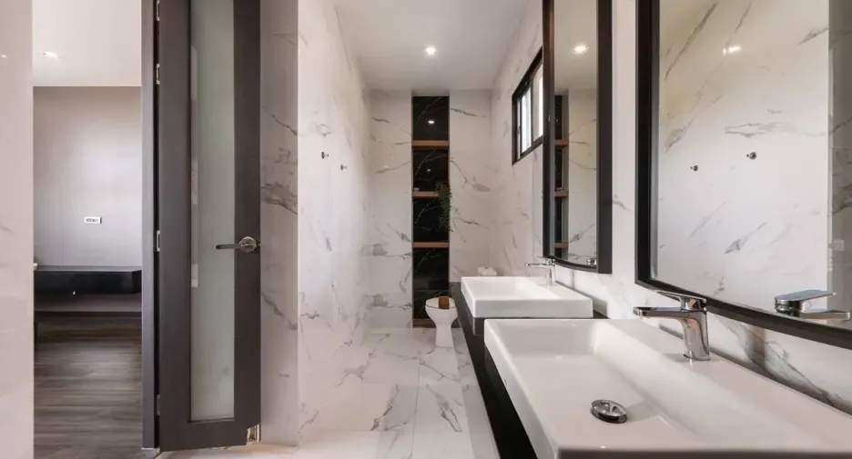 For rent 4 bedrooms house in Bang Lamung, Chonburi