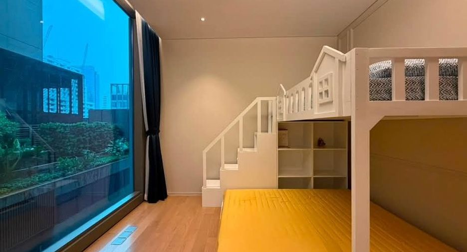 For sale 2 bedrooms condo in Pathum Wan, Bangkok