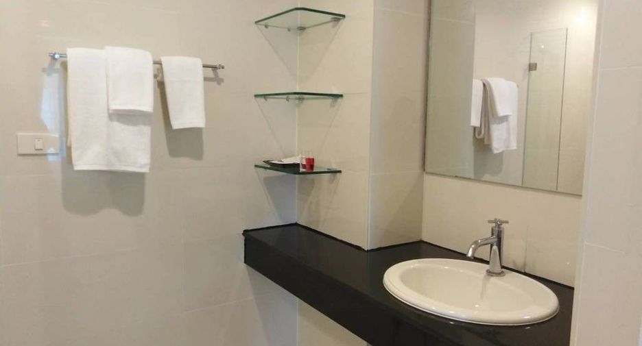 For rent 1 bed condo in Khan Na Yao, Bangkok