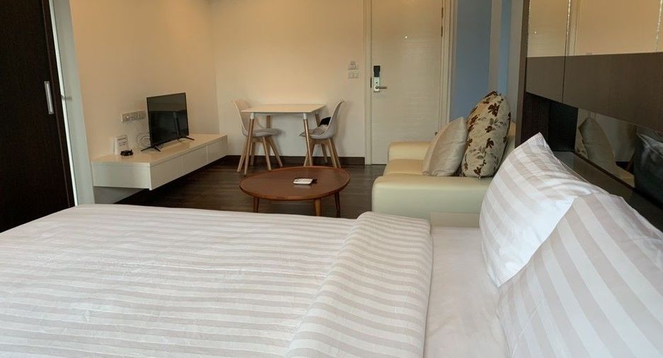 For rent 1 bed condo in Khan Na Yao, Bangkok