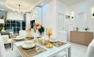 For sale 2 bedrooms townhouse in East Pattaya, Pattaya
