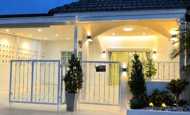 For sale 2 bedrooms townhouse in East Pattaya, Pattaya