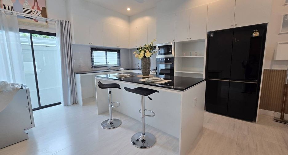 For rent 3 ベッドルーム villa in Hua Hin, Prachuap Khiri Khan