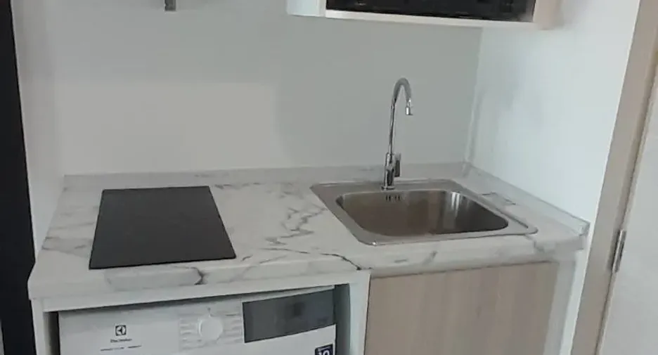 À louer 1 chambre condo à Mueang Samut Prakan, Samut Prakan