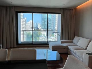 For sale 2 bedrooms condo in Sathon, Bangkok