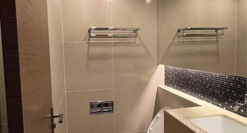 Condo en venta de 2 habitaciones en Sathon, Bangkok