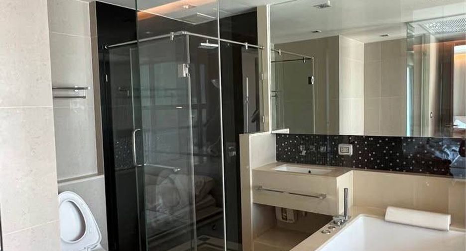 Condo en venta de 2 habitaciones en Sathon, Bangkok