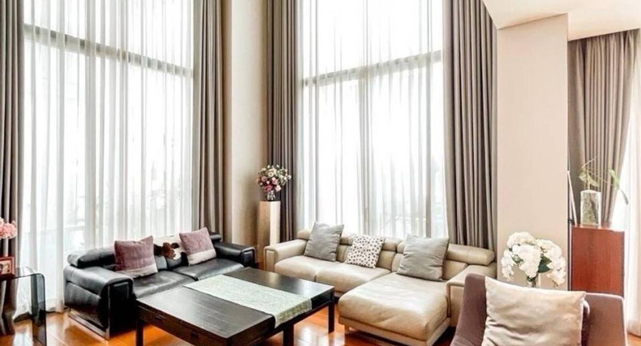 Condo en venta de 3 habitaciones en Sathon, Bangkok