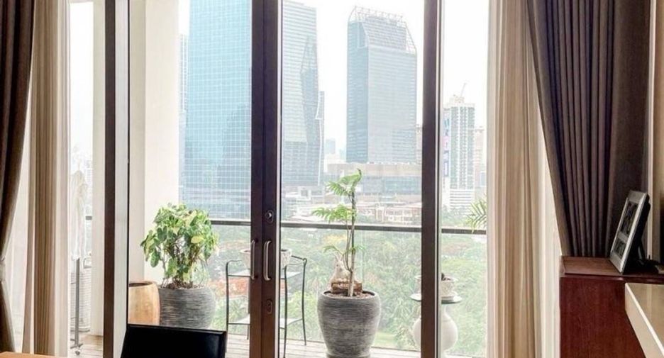 Condo en venta de 3 habitaciones en Sathon, Bangkok