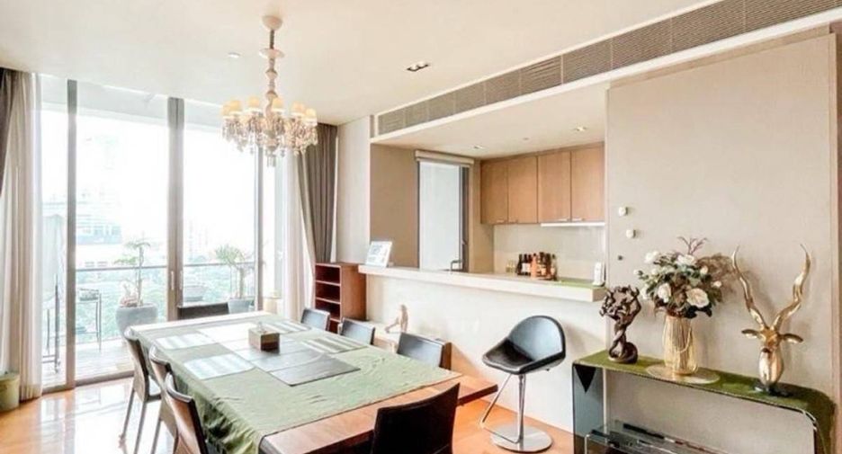 Condo en venta de 3 habitaciones en Sathon, Bangkok