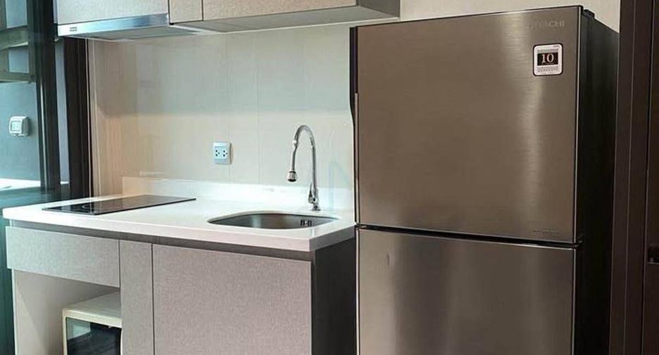 À vendre 1 chambre condo à Huai Khwang, Bangkok