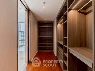 Apartment zum Kauf mit 2 Zimmer in Pathum Wan, Bangkok