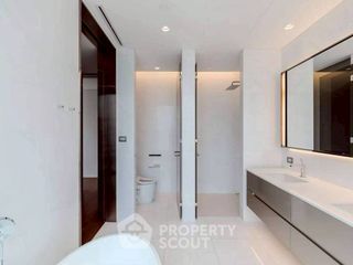 Apartment zum Kauf mit 2 Zimmer in Pathum Wan, Bangkok