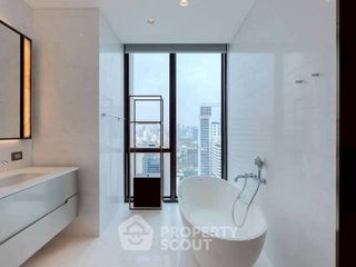 Apartment zum Kauf mit 2 Zimmer in Pathum Wan, Bangkok