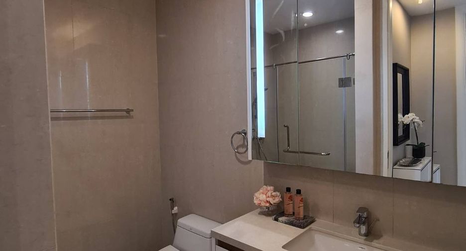 Condo en alquiler y en venta de 2 habitaciones en Pathum Wan, Bangkok