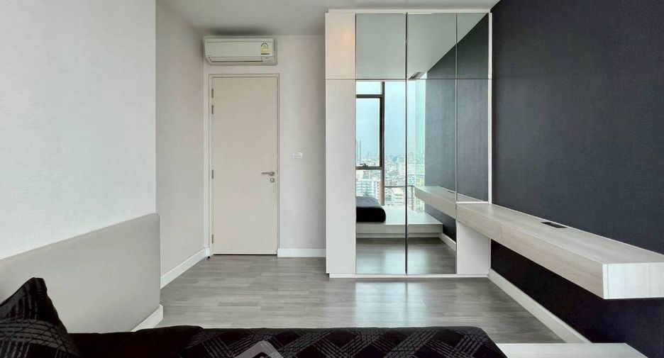 Condo en alquiler y en venta de 2 habitaciones en Khlong San, Bangkok