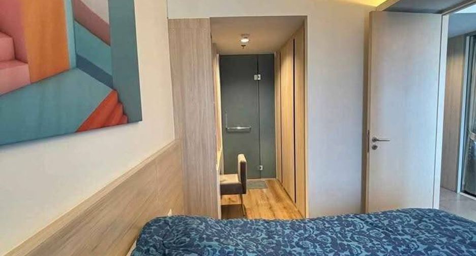 For rent and for sale 2 bedrooms condo in Phaya Thai, Bangkok