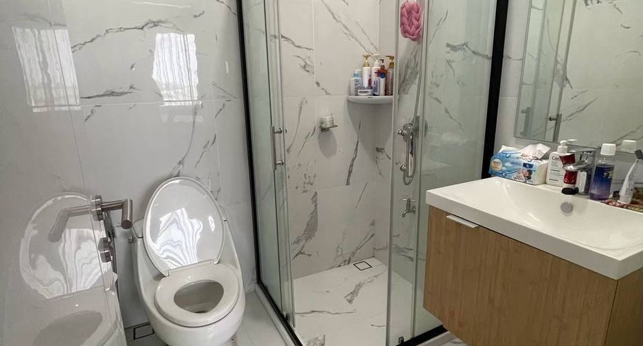 Reihenhaus zum Kauf mit 3 Zimmer in Chatuchak, Bangkok