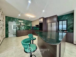 Haus zum Kauf mit 5 Zimmer in Bang Lamung, Chonburi