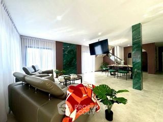Haus zum Kauf mit 5 Zimmer in Bang Lamung, Chonburi