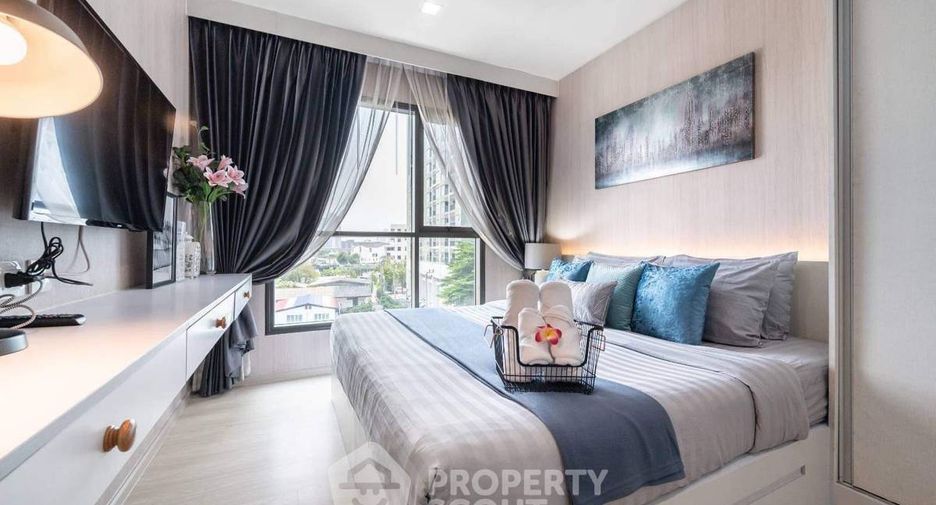For sale 2 bedrooms condo in Khlong Toei, Bangkok