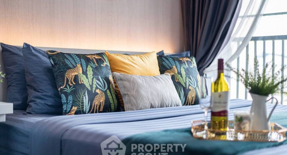 For sale 2 bedrooms condo in Khlong Toei, Bangkok