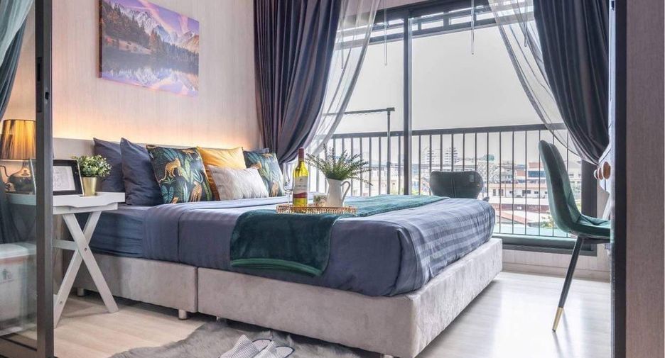 For sale 2 bedrooms condo in Khlong Toei, Bangkok