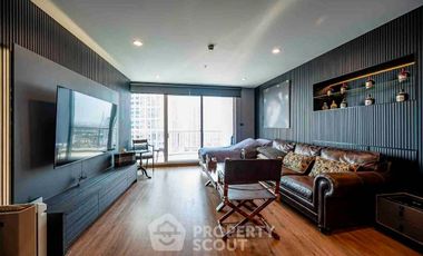 À louer 2 chambres condo à Yan Nawa, Bangkok