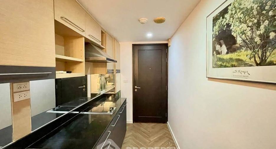 For rent 1 bed condo in Pathum Wan, Bangkok