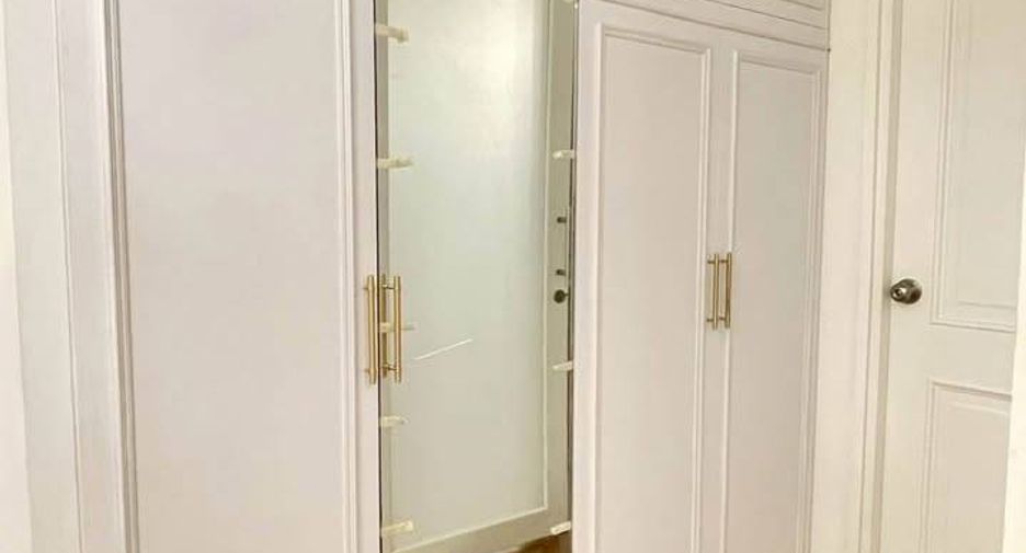For rent 1 bed condo in Pathum Wan, Bangkok