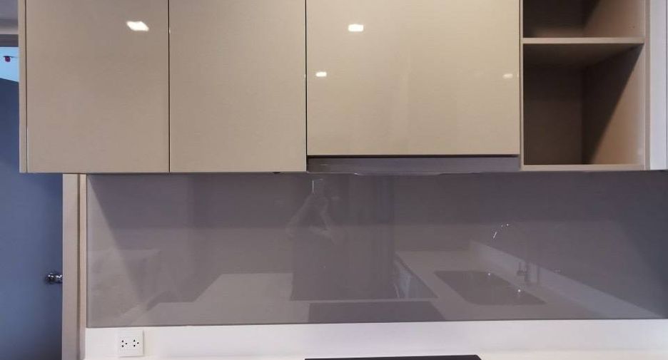 Condo en alquiler de 2 habitaciones en Pathum Wan, Bangkok