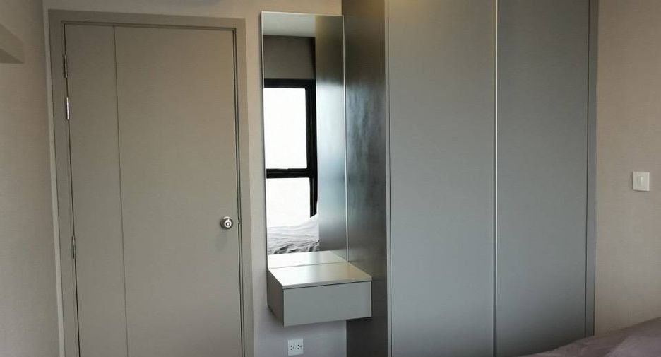 Condo en alquiler de 2 habitaciones en Pathum Wan, Bangkok