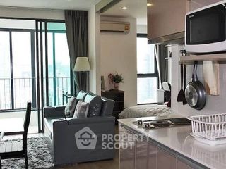 For rent 1 bed condo in Bang Rak, Bangkok