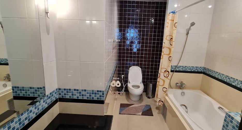 For rent 2 ベッドルーム condo in Khlong Toei, Bangkok