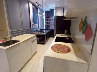 For rent 2 bedrooms condo in Bang Rak, Bangkok