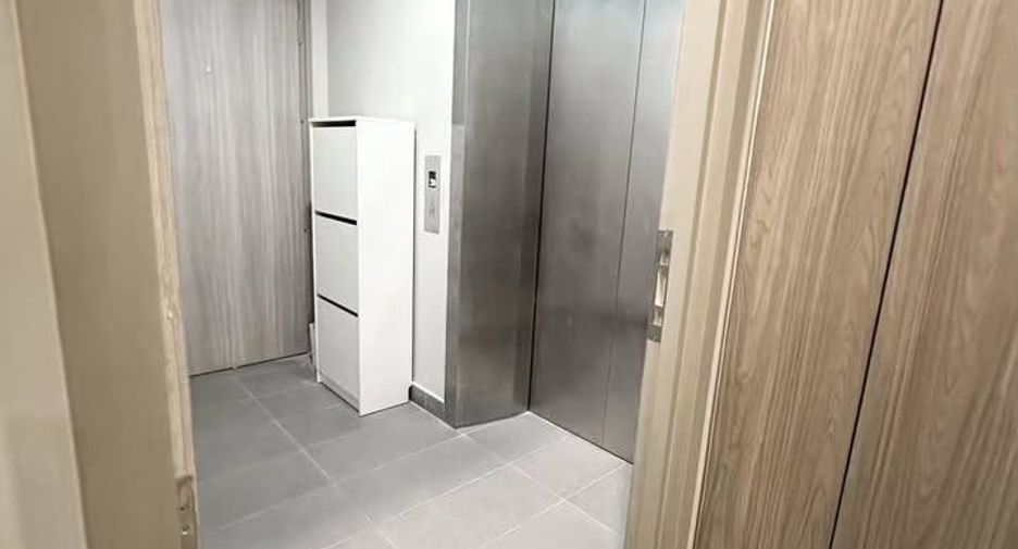 For rent 1 bed condo in Pathum Wan, Bangkok