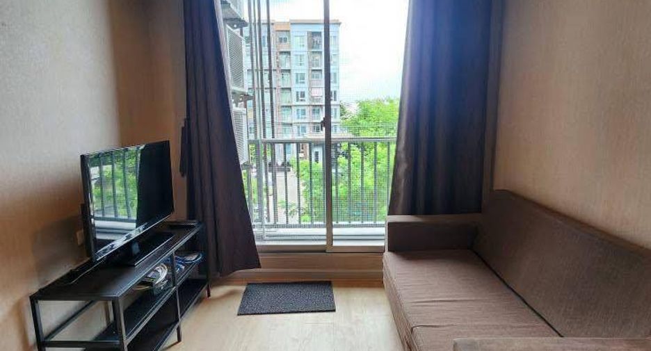 For rent 2 bedrooms condo in Huai Khwang, Bangkok