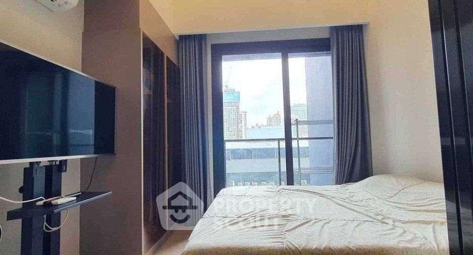 For rent 1 bed condo in Huai Khwang, Bangkok