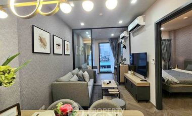 For rent 2 bedrooms condo in Bang Rak, Bangkok