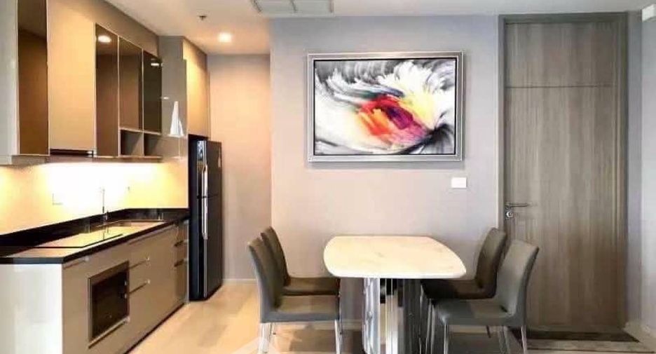 For rent 2 bedrooms condo in Pathum Wan, Bangkok