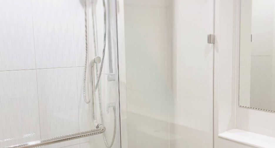 For rent 1 bed condo in Pathum Wan, Bangkok