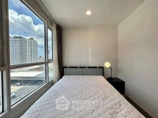 For rent 2 bedrooms condo in Huai Khwang, Bangkok