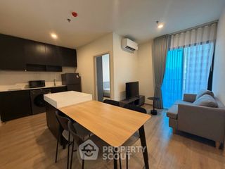 For rent 2 bedrooms condo in Huai Khwang, Bangkok
